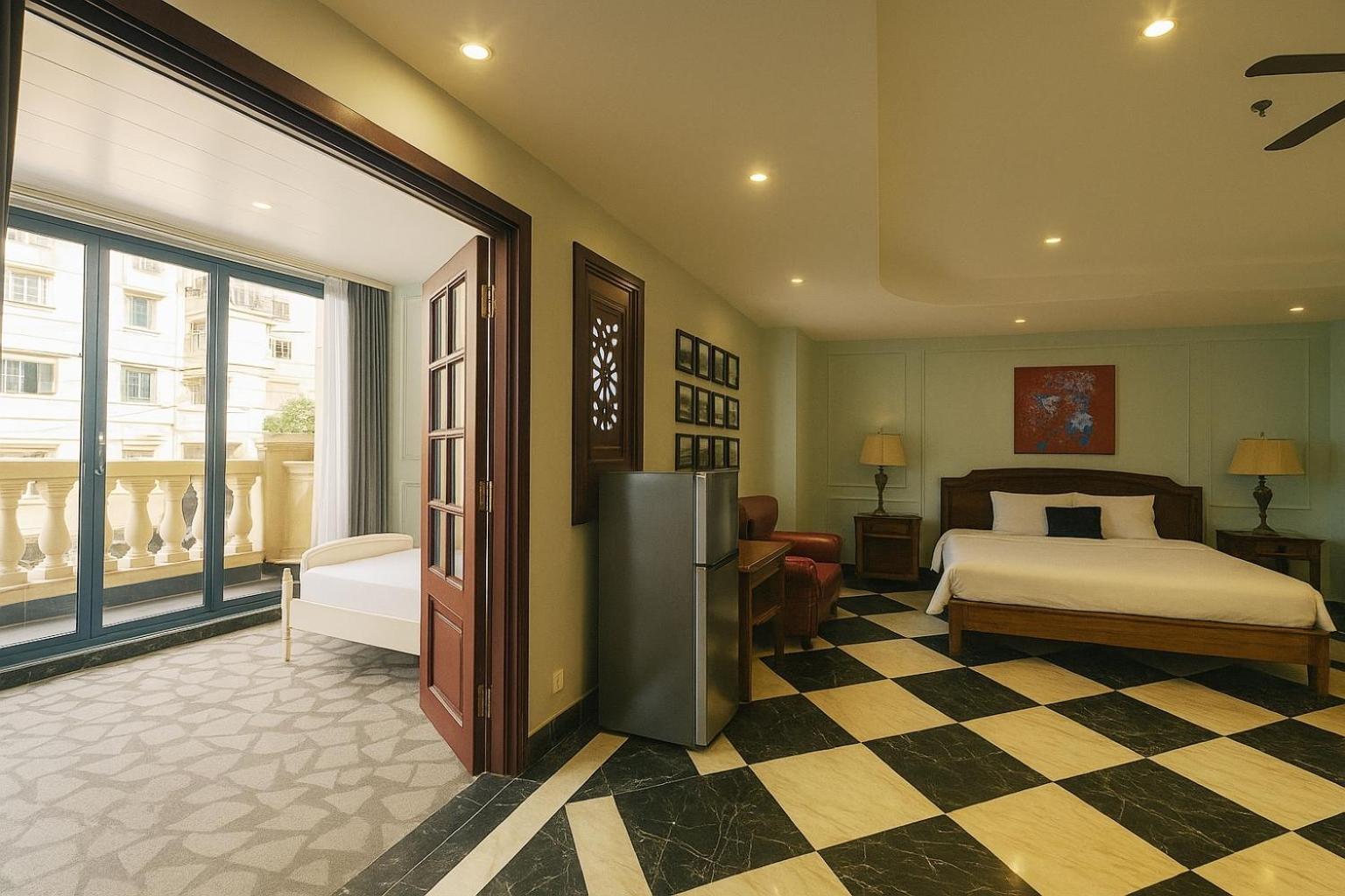Sam Royal Aparthotel 4*